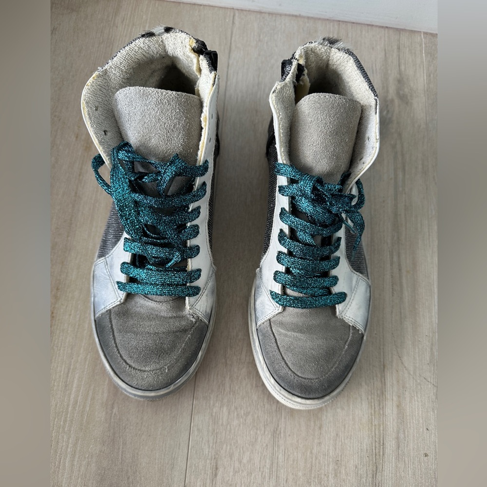 Steve Madden Star high top sneakers!